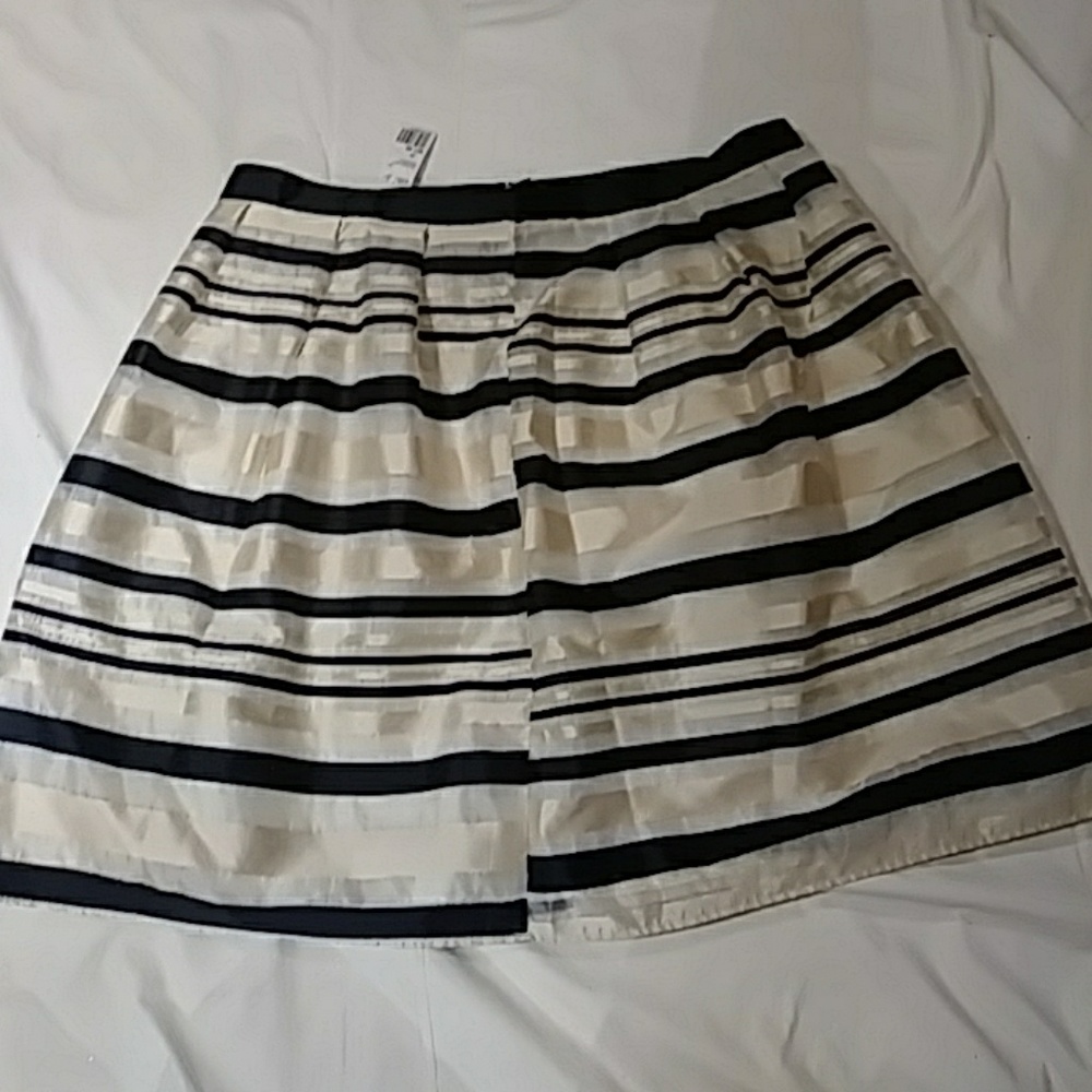 Forever 21 Plus NWT 3X Striped Skirt